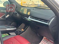 بی ئێم دەبڵیو X1